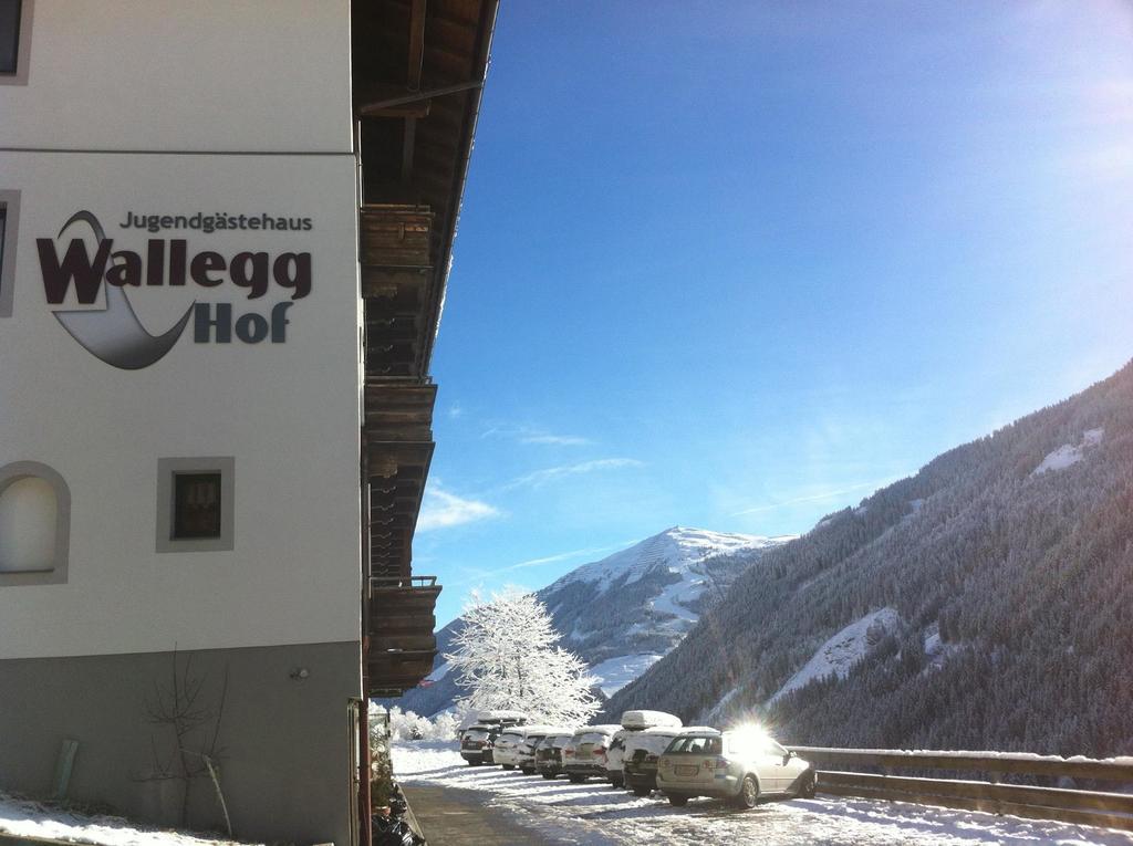 In-ski Out - Gaestehaeuser - Wallegghof Christianhof Hostel